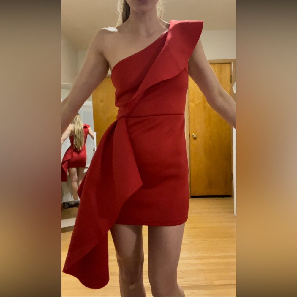 Beautiful Red Bodycon Dress - Picture 7 of 11